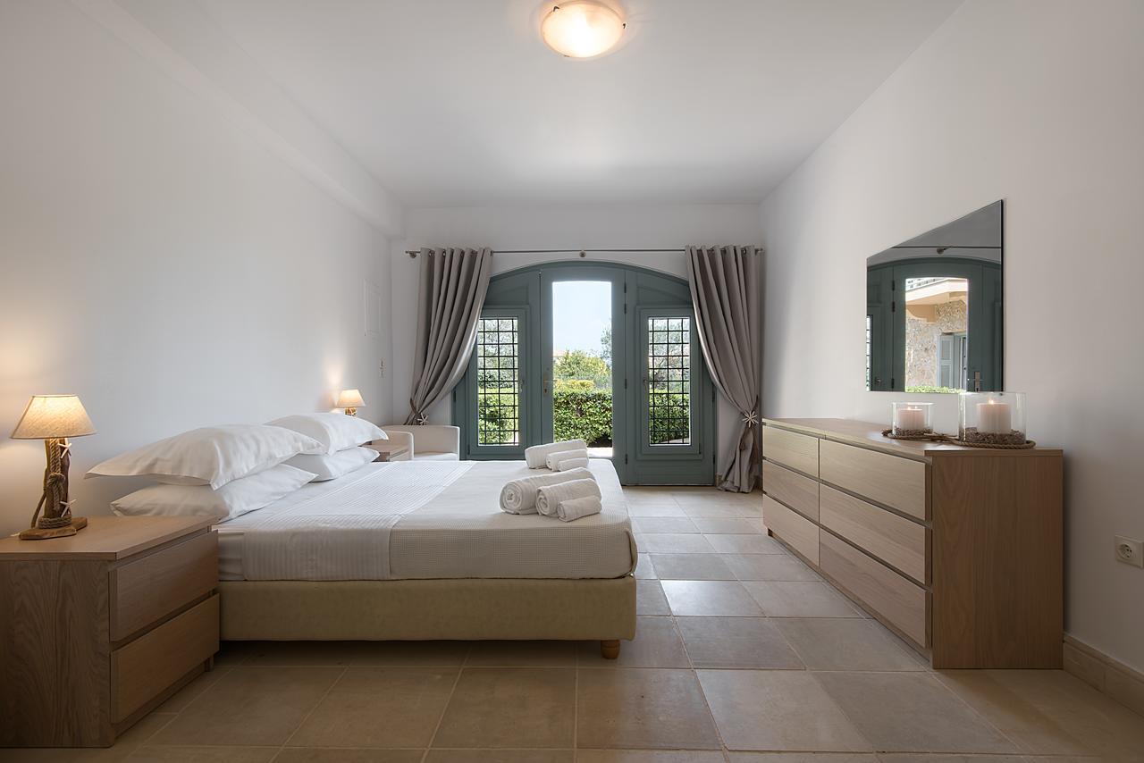 Villa Emerald Porto Heli Bagian luar foto